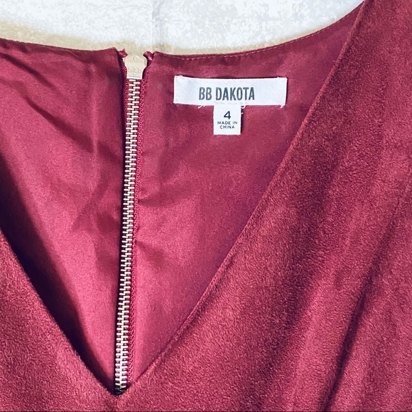 BB Dakota sleeveless burgundy suede plunging empire eyelet mini party dress-4 - Picture 6 of 16